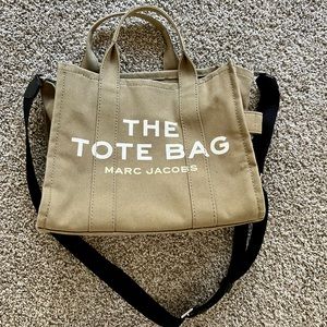 Marc Jacobs The Tote Bag